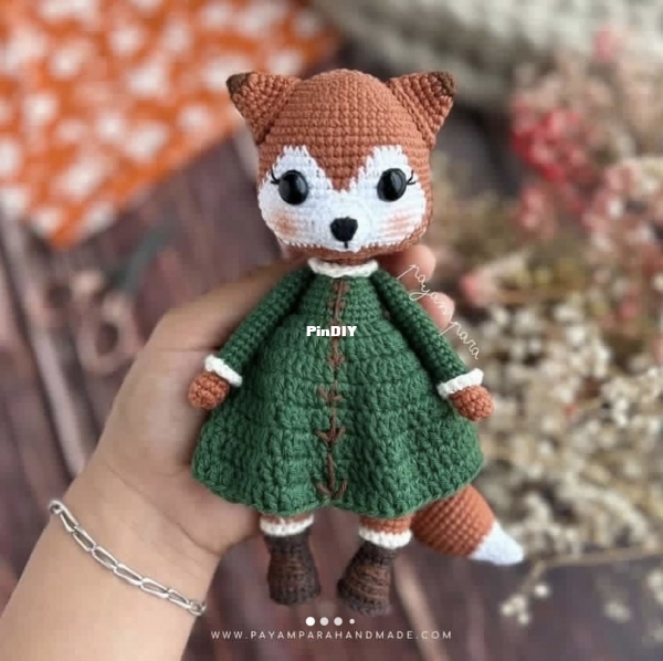 Anne Fox.jpg