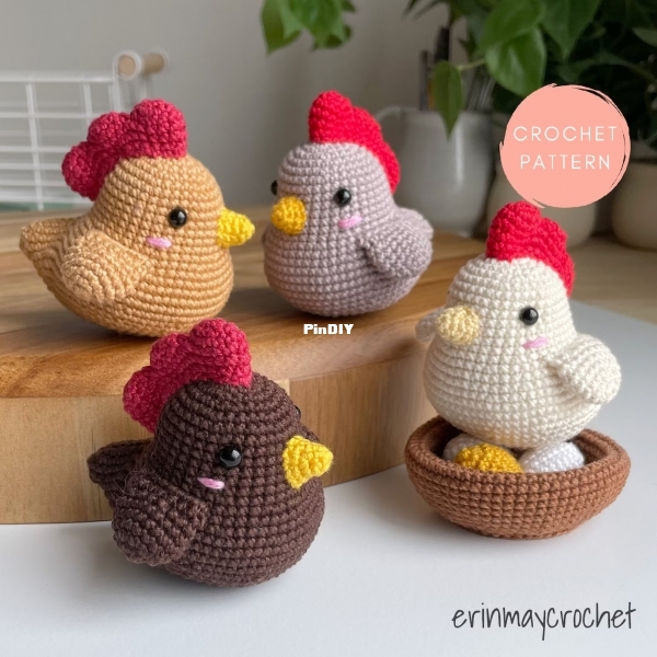 Erin May Crochet - Erin May - Olive the Chicken_01.jpg