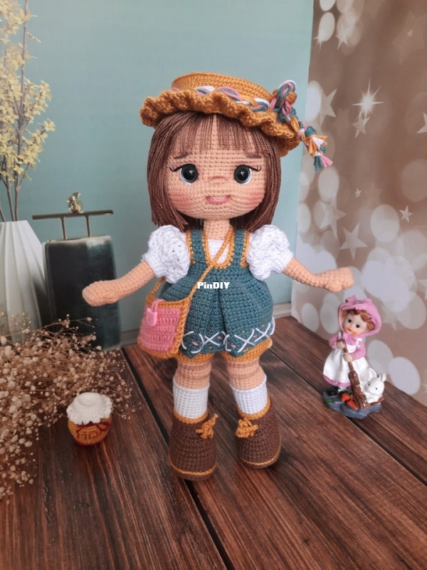 Amigurumiakpinar toys friends - Elif Akpınar - Lara Bebek - Turkish D.T.G