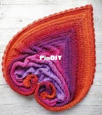 hearts of the rows shawl.jpg