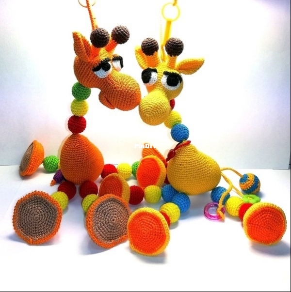 Educational Giraffee - Lupoglazik.jpg