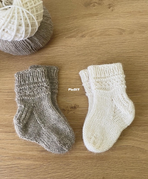 Celer baby socks by Kristina Tyla.jpg