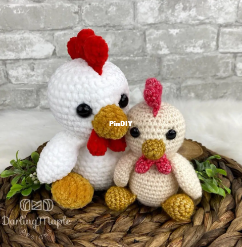 darling maple designs - pocket pal chicken.PNG