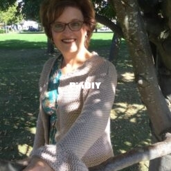 wave cardigan.jpeg