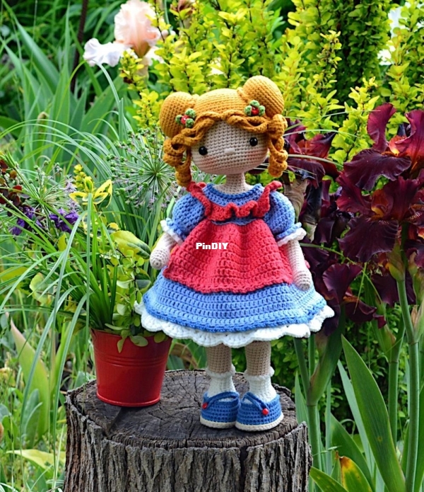 Knitting Lab - Tatyana Belyavskaya - Doll Eliza  32 cm - Spanish