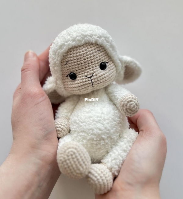 Funny Rabbit Toys - Daria Toys - Mishuta Shop - Alena - Daria Konurkina -  Penny.jpg
