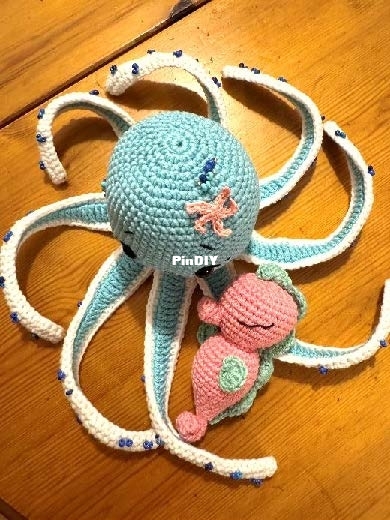 Octopus-UndertheSea1.jpg