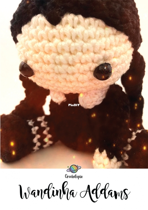 Wandinha_Crochetopia-1.jpg