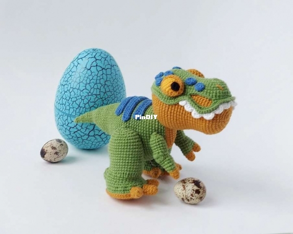Pattern Leka Toys - Helen  Elena Abrosimova - T-Rex  Dinosaur 13cm - English