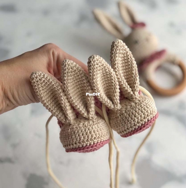 Bunny Slippers (1).jpg