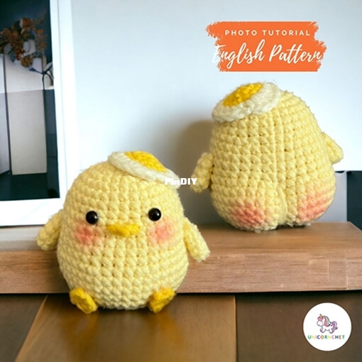 Unicornchet - Emily Dang - Big Butt Chick Amigurumi_01.jpg