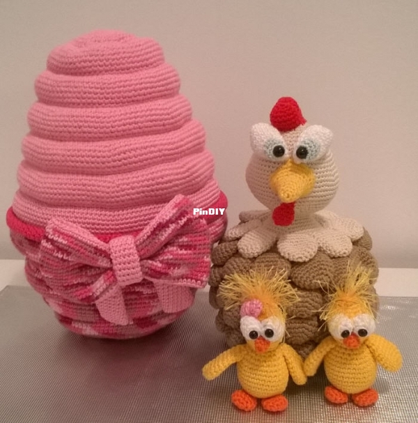 Egg-hen-chickens