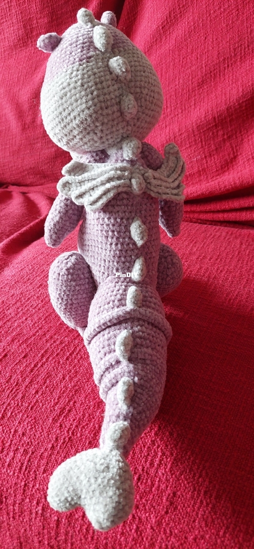 Little Dragon back