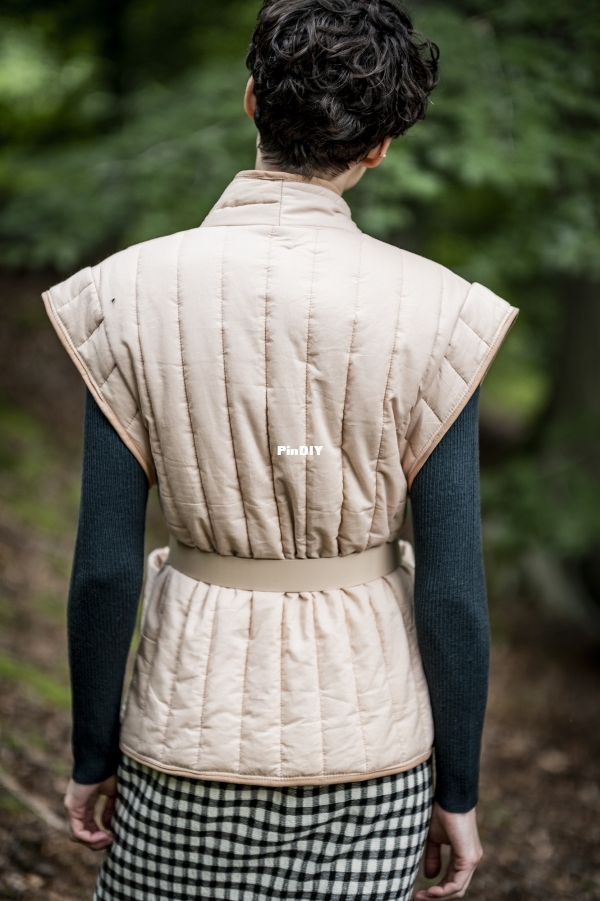 Irma puffer vest back.jpg