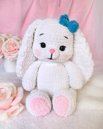 Marizza Toys - Lucy Marizza - anna the plush bunny