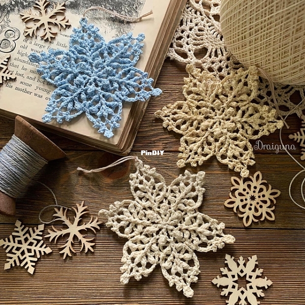 Lanternlight Snowflake_medium2.jpg
