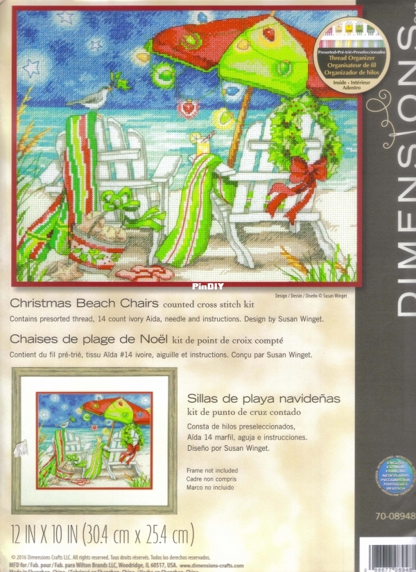 Christmas Beach Chairs 70-08948.jpg