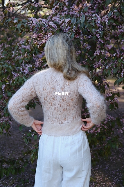 Auguste Knit2.jpg
