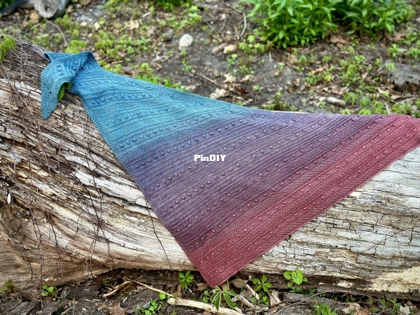 Bobble Ridge Shawl1.jpg