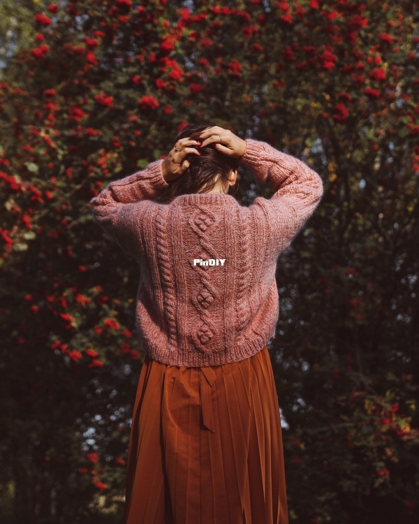 Cinnamon Twist Cardigan1.jpg