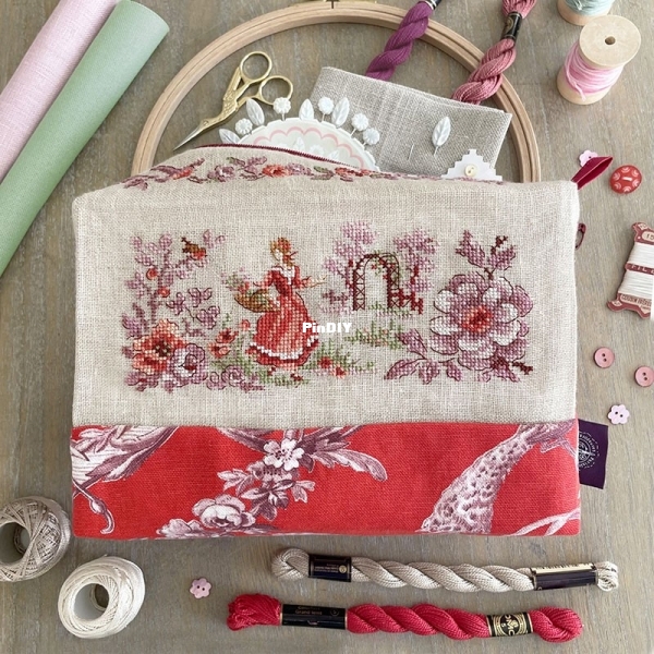 trousse charmante toile de jouy.jpg