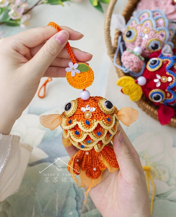 GoldFish Egg Pouch2.jpg
