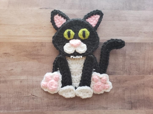 sweet kitties 2.jpg