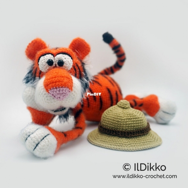 Tiberius the Tiger Ildikko Ildiko Struning -  (3).jpg