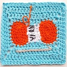 Made With Love and Fibres - Grannys Yarn Square 