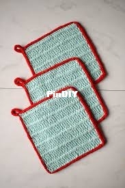 Universal Yarn - Fresh Air Cloths 