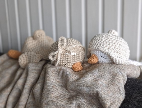 Ida Goose NeyNey Crochet Agnes Schmidt.jpg
