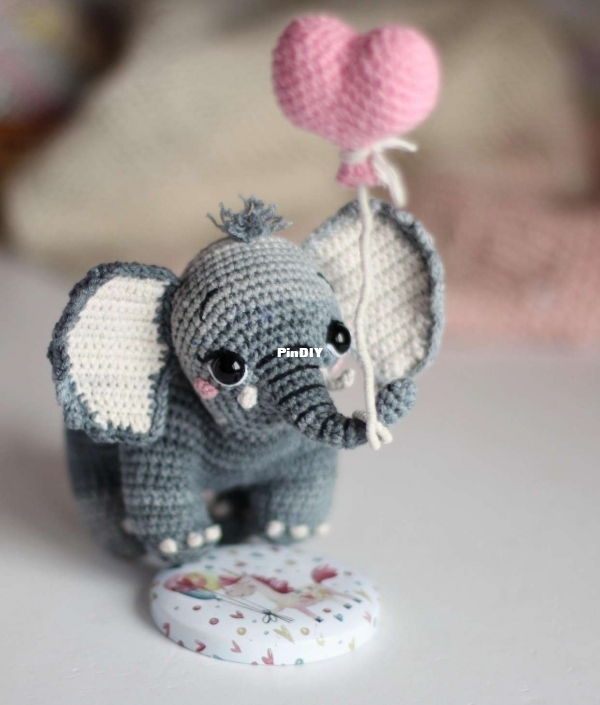 elephant 1.jpg