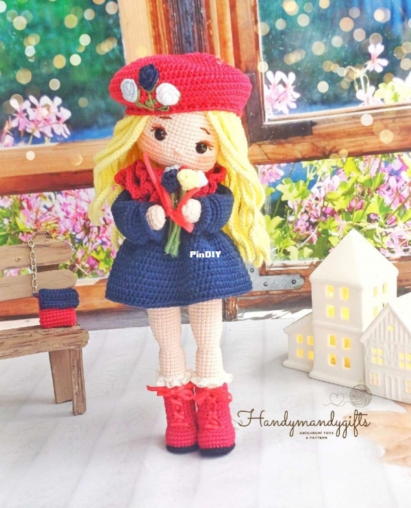 The Handy Mandy Gifts Amigurumi - Handy Mandy Crochets - Ayse Demir Acal - Nelly Bebek 27cm - Turkis ...