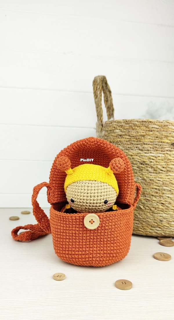 Tanati crochet - Tatiana Kucherovska - Hatching bag &amp; butterfly.jpg