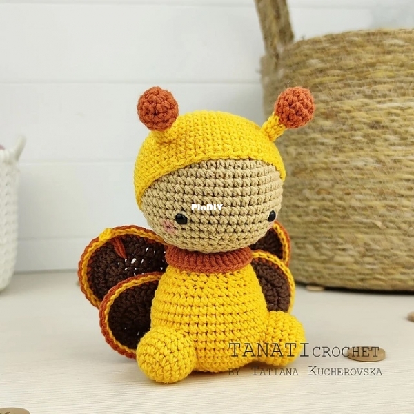 Tanati crochet - Tatiana Kucherovska - Hatching bag &amp; butterfly1.jpg