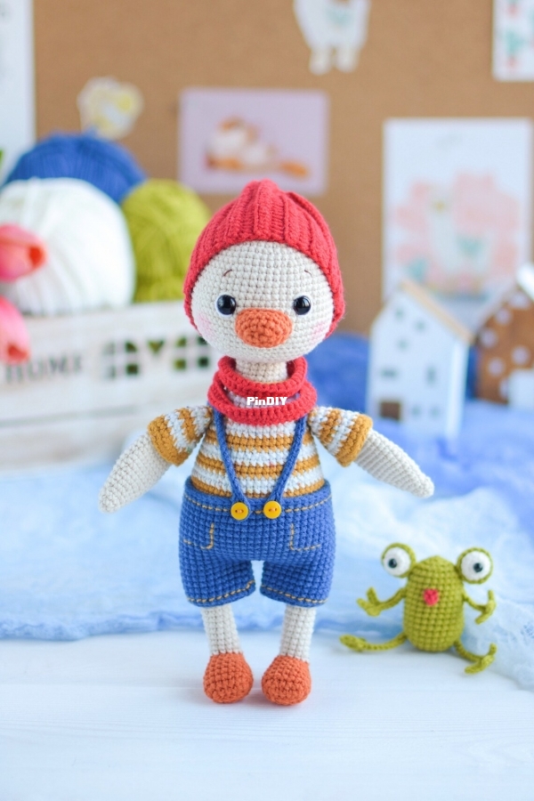 A Crochet Friends Lab Mr. Duck - English.jpg