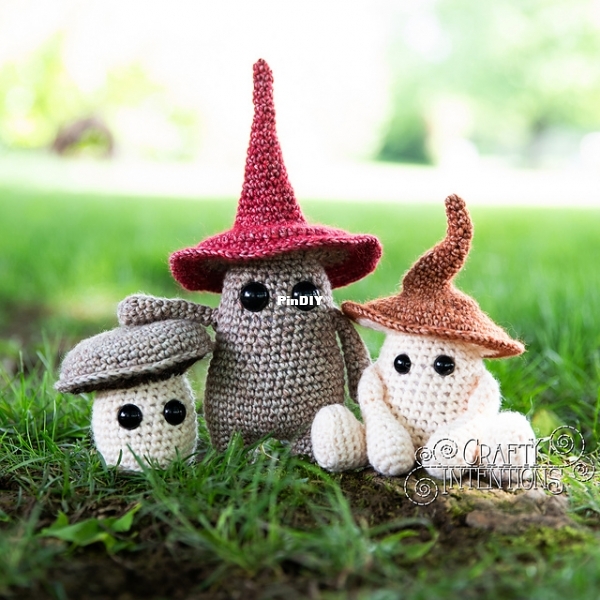Mushroom_Sprites_Set_4_for_Ravelry_Listing_Front_Photo_medium2.jpg