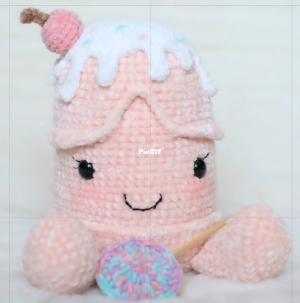 Sweettreatuncut.jpg