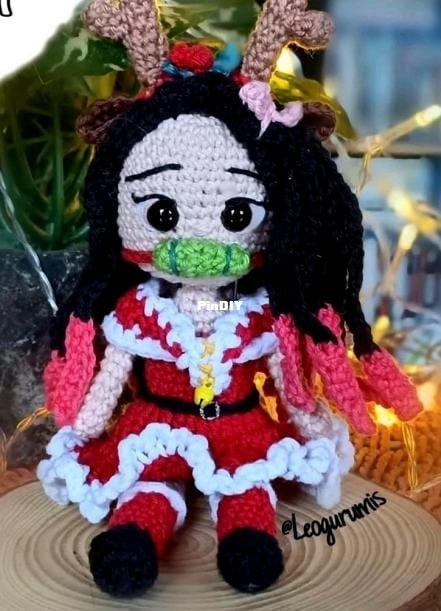Nezuko navideña 