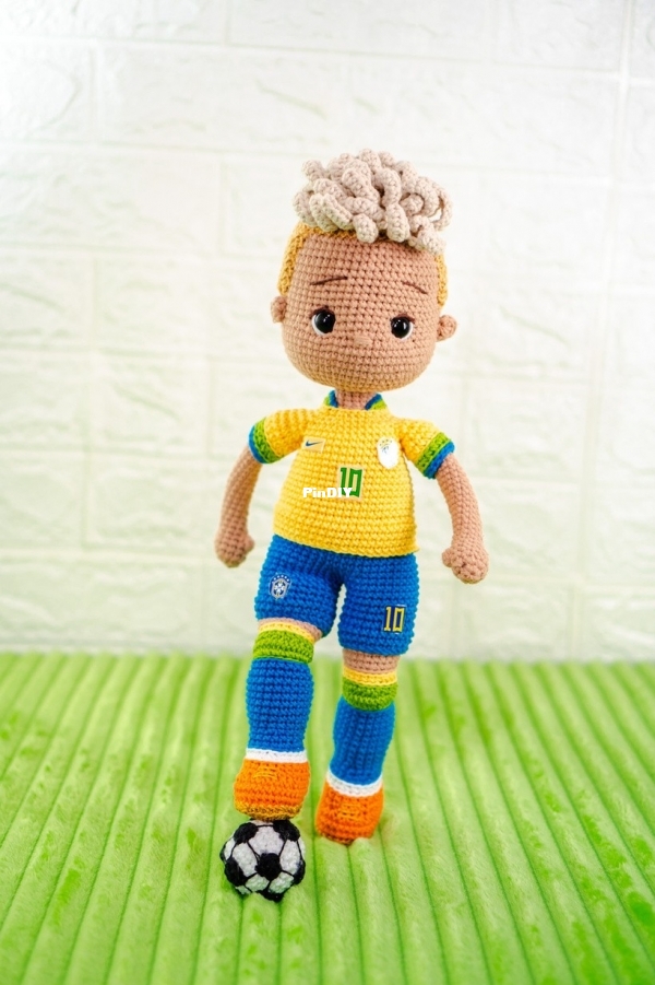 Meu Atelie Croche - Priscila de Oliveira - Neymar Jr. - Portuguese