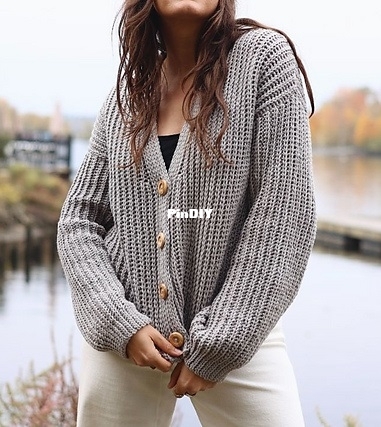 Two of Wands - Alexandra Tavel - Nantucket Ribbed Cardigan_01.jpg