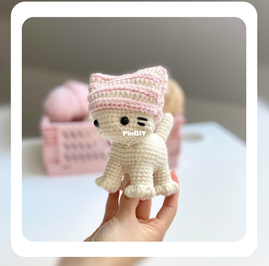 Cat with Hat.PNG