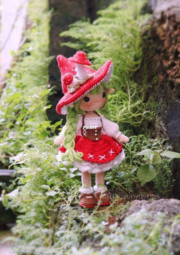 Daisy Tiny Things - Daisy - Hạnh Mèo -Sylvie the little mushroom fairy doll - English