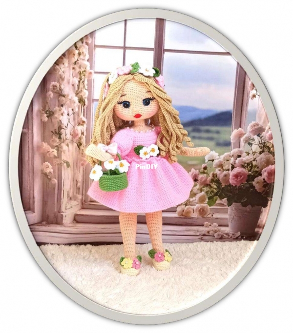 Amigurumi Hobbievimm - Nesrin Sönmez - Bahar Doll - Turkish DTG