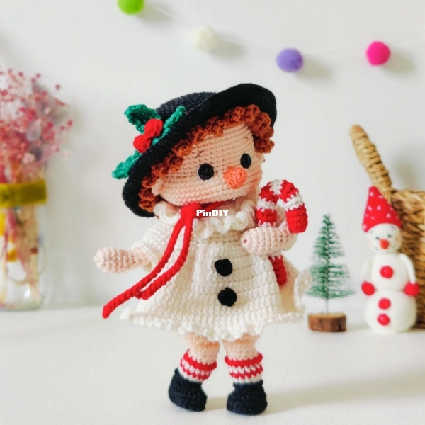 Sihirli Halka - Burcu Bulbul - Snowy Snowman girl_01.jpg