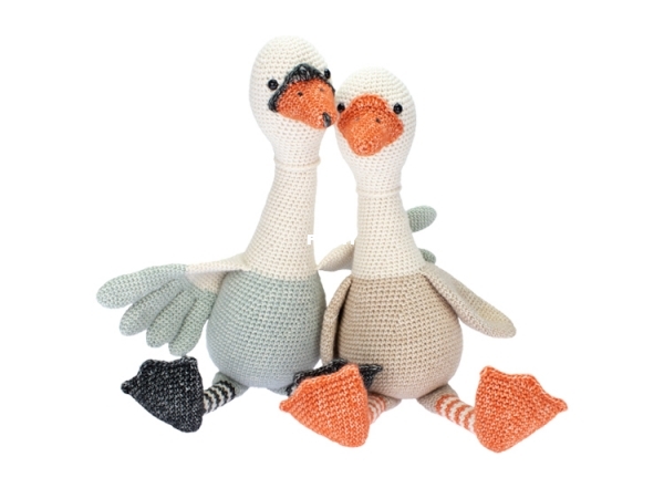 Stip en Haak - Herriët van de Wiel - Swan Sjaan Add-on - Aanpassing Zwaan Sjaan.jpg