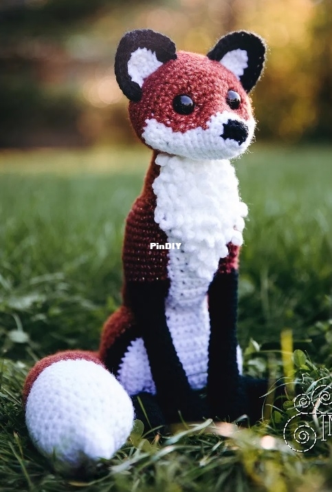 largefox.jpg