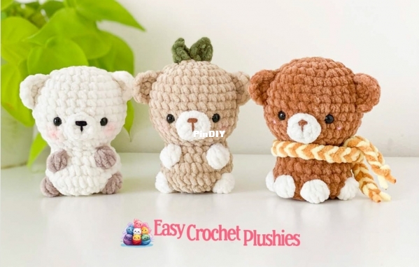 Easy Crochet Plushies - Carol - Mini Bear Amigurumi.jpg