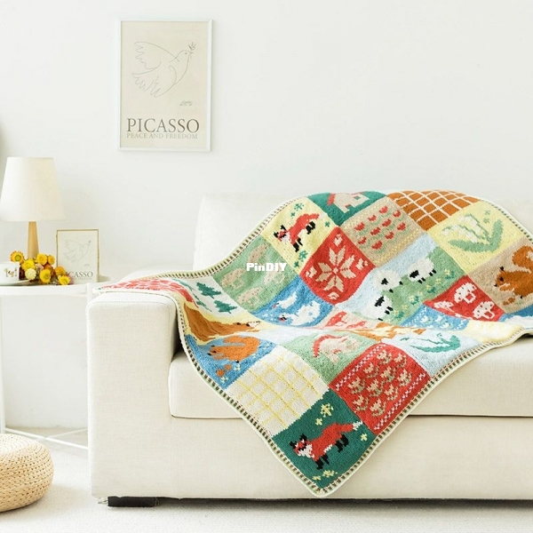 Season Forest Intarsia Blanket3.jpg