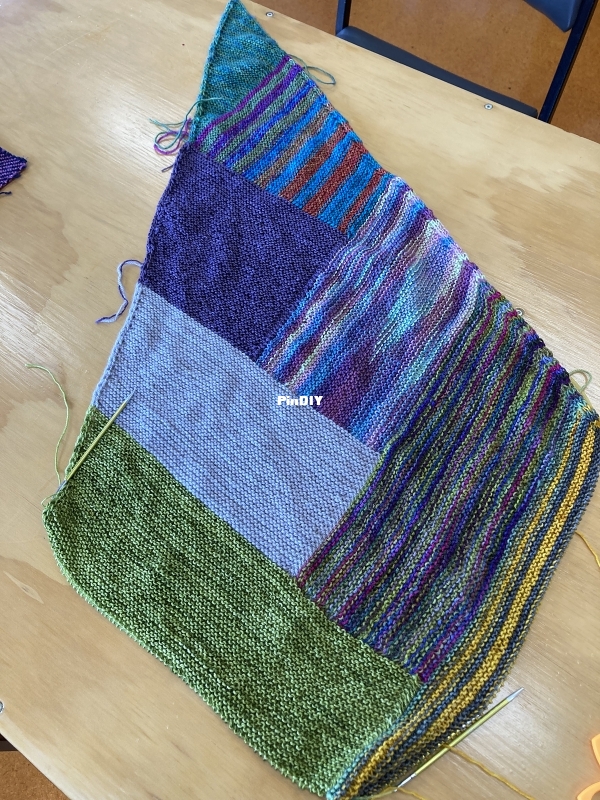 Advent Mystery Shawl KAL 2024.jpeg